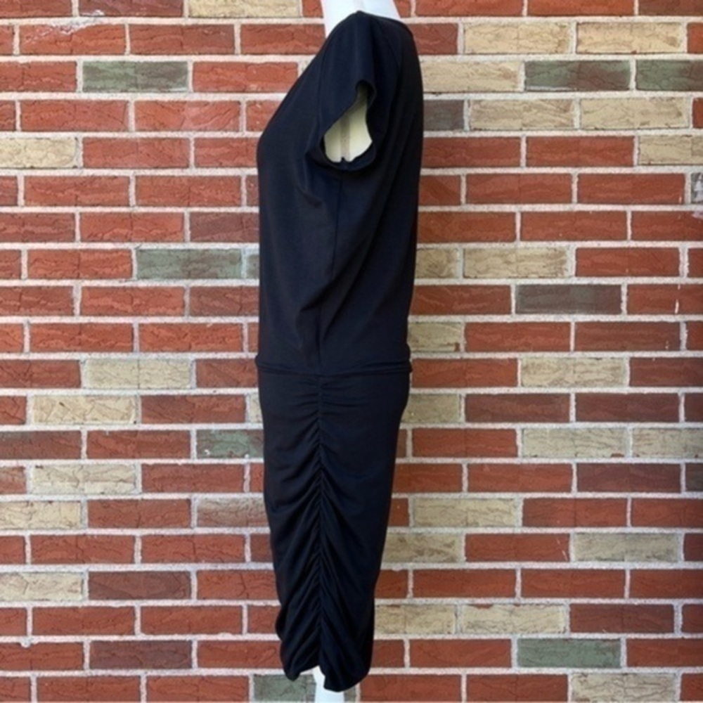 Athleta V-neck Ruched Black Short Sleeve Midi Dress 👗 - Picture 4 of 9